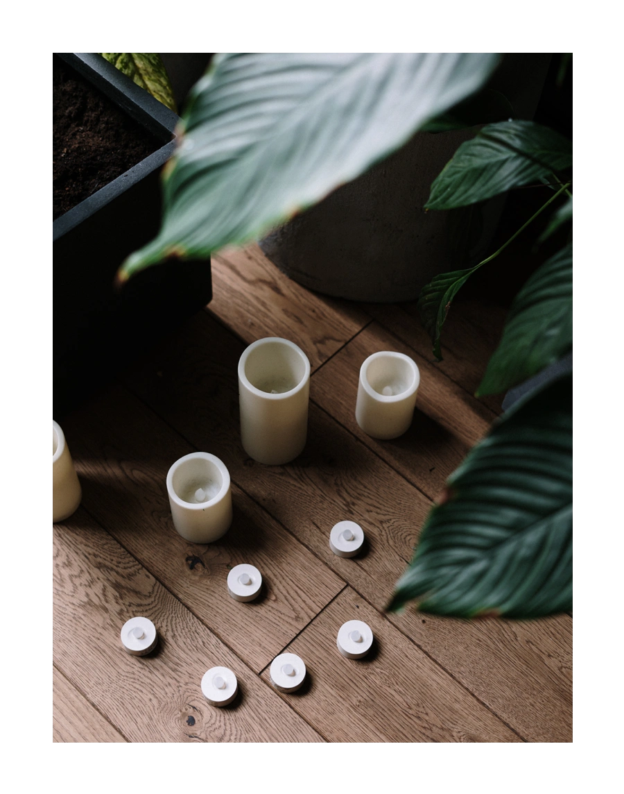Botanical yoga setting